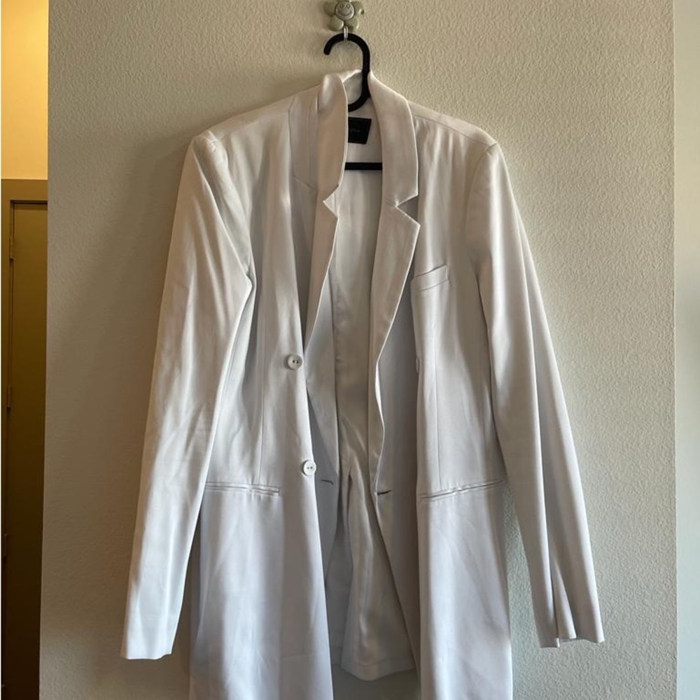 Bcbgmaxazria blazer